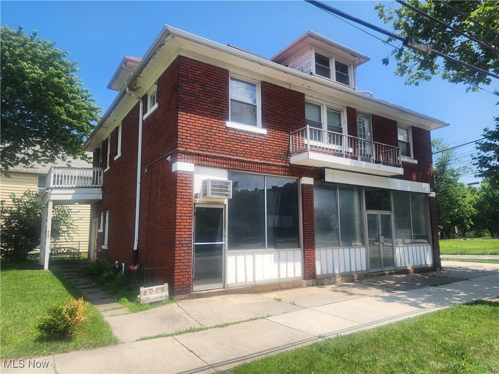 6005 Francis Avenue Cleveland OH 44127