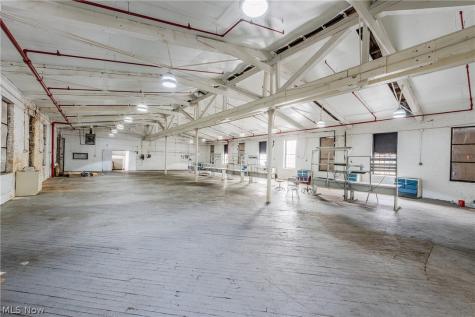 3155 W 33rd Street Cleveland OH 44109