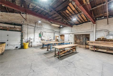 3155 W 33rd Street Cleveland OH 44109