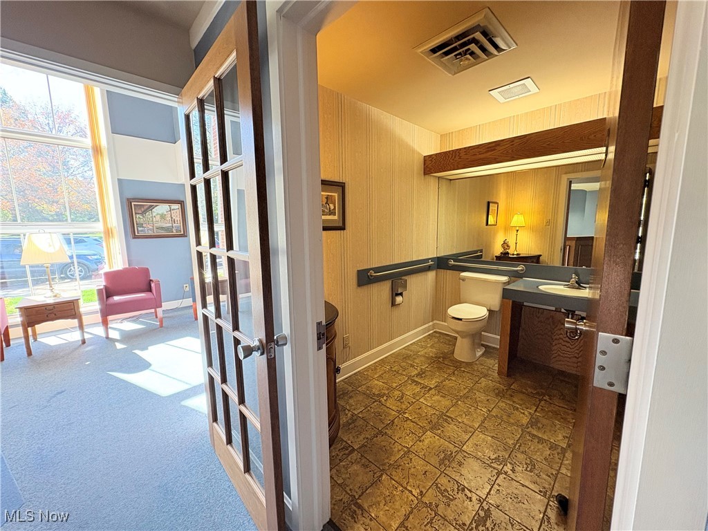 304 Chestnut Street Coshocton OH 43812