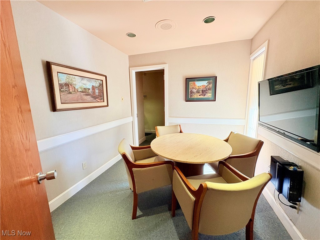 304 Chestnut Street Coshocton OH 43812