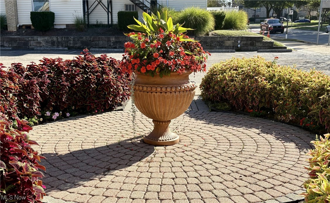 304 Chestnut Street Coshocton OH 43812