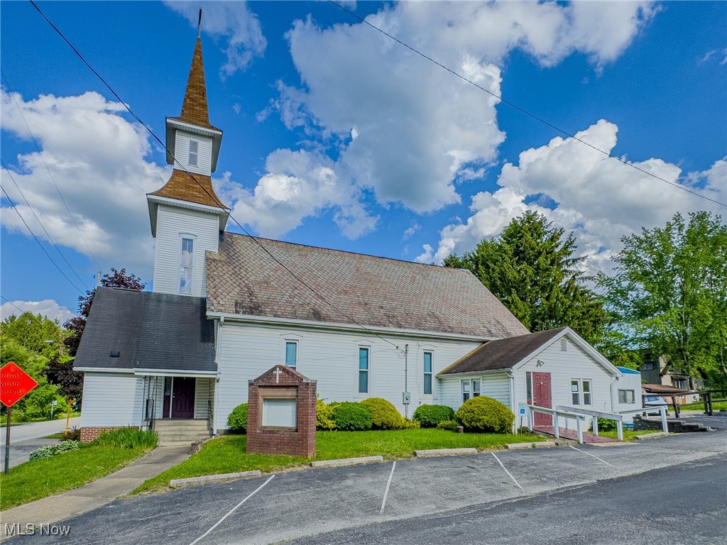46361 Walnut Street Rogers OH 44455