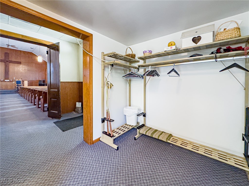 46361 Walnut Street Rogers OH 44455