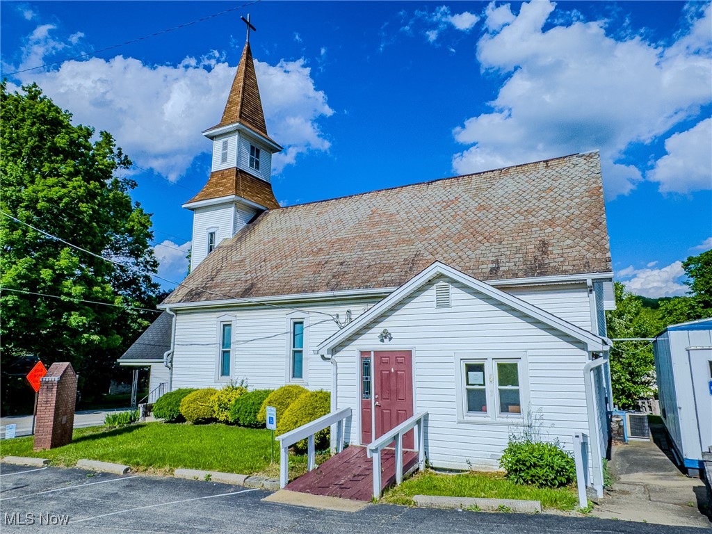 46361 Walnut Street Rogers OH 44455