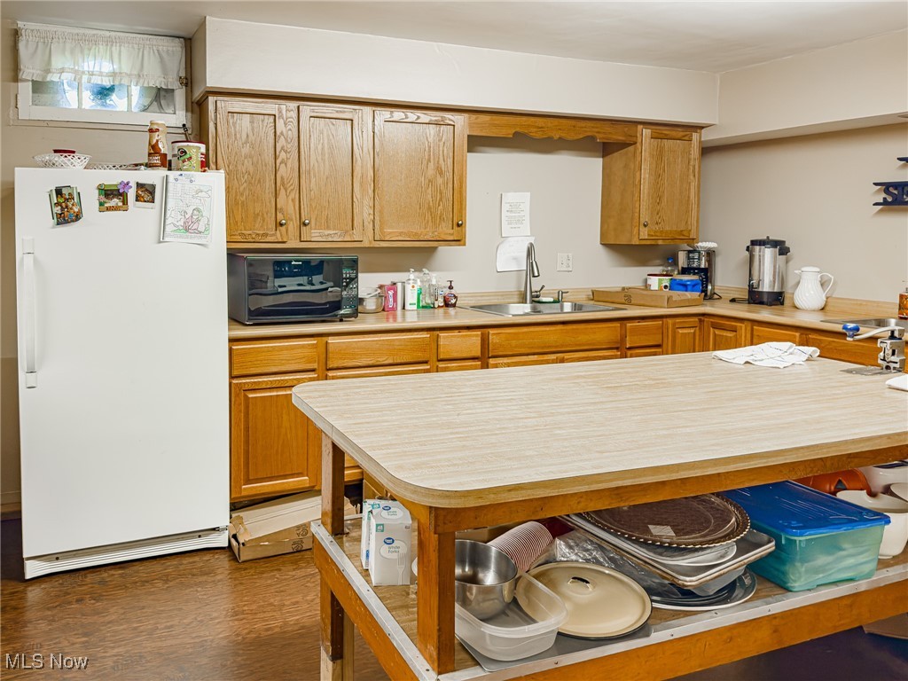 46361 Walnut Street Rogers OH 44455