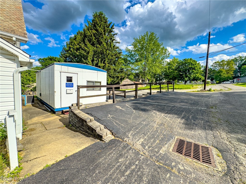 46361 Walnut Street Rogers OH 44455