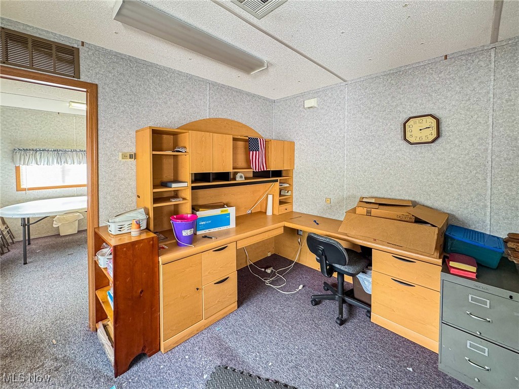 46361 Walnut Street Rogers OH 44455