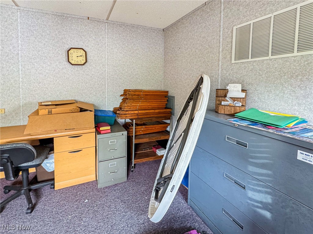 46361 Walnut Street Rogers OH 44455