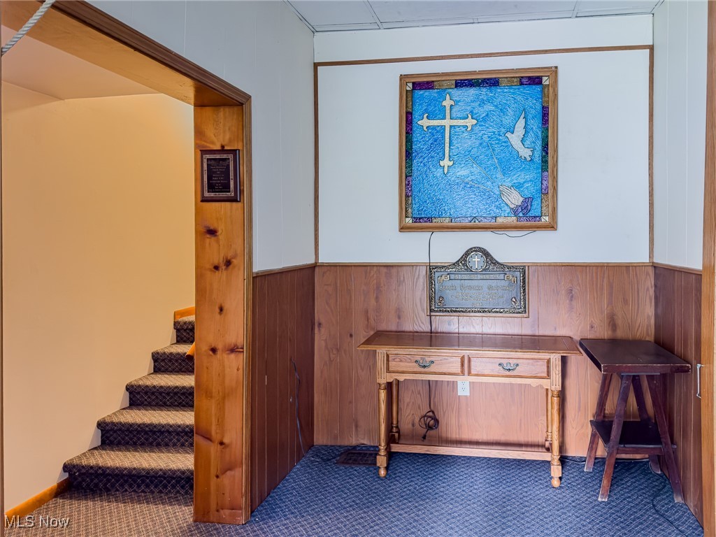 46361 Walnut Street Rogers OH 44455