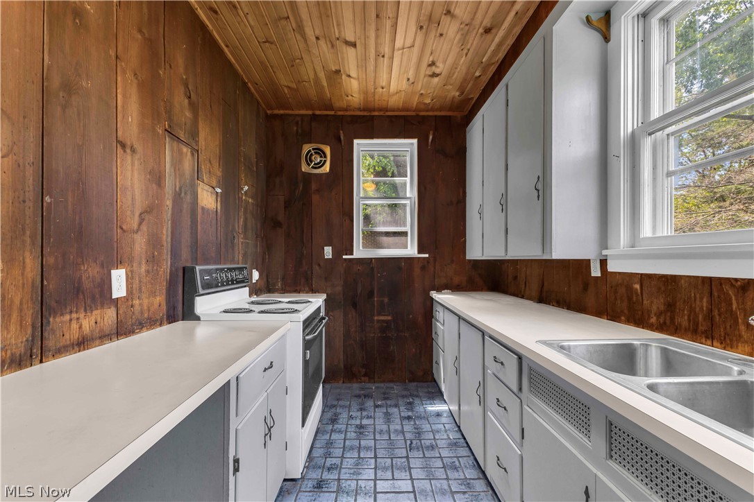 777 N Ellsworth Avenue Salem OH 44460