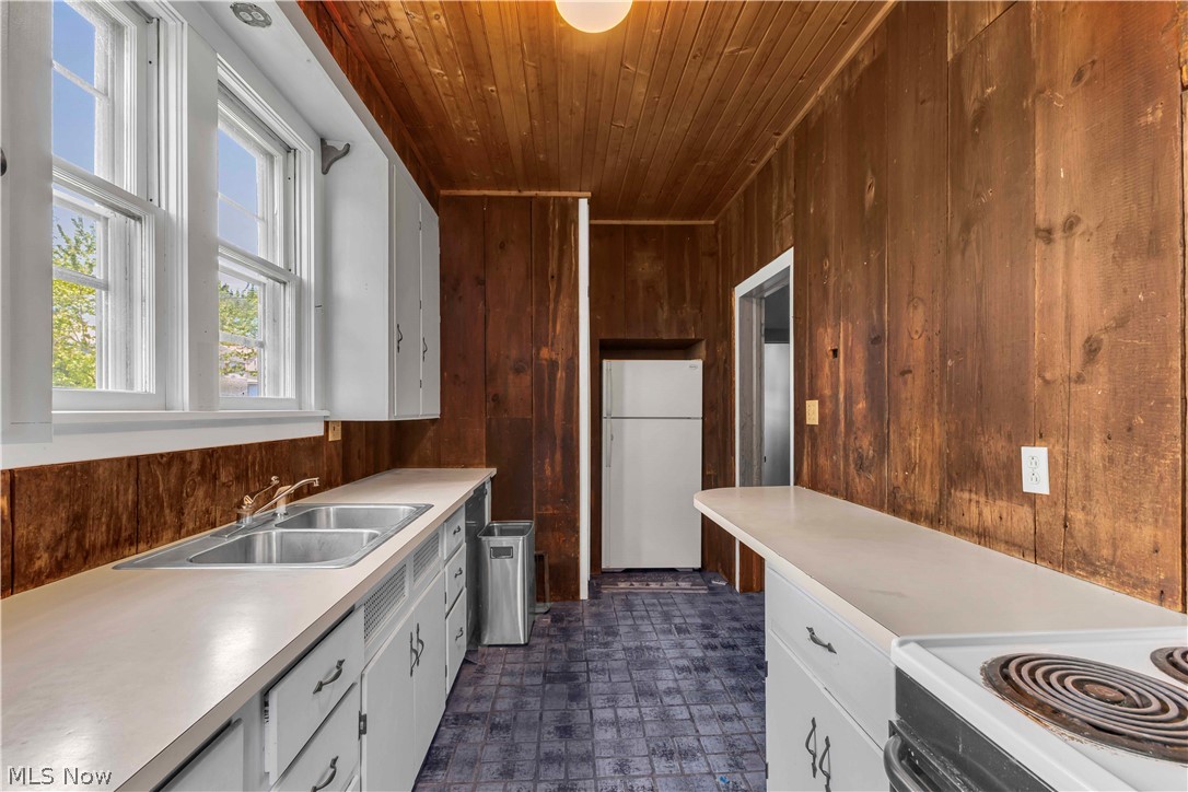 777 N Ellsworth Avenue Salem OH 44460