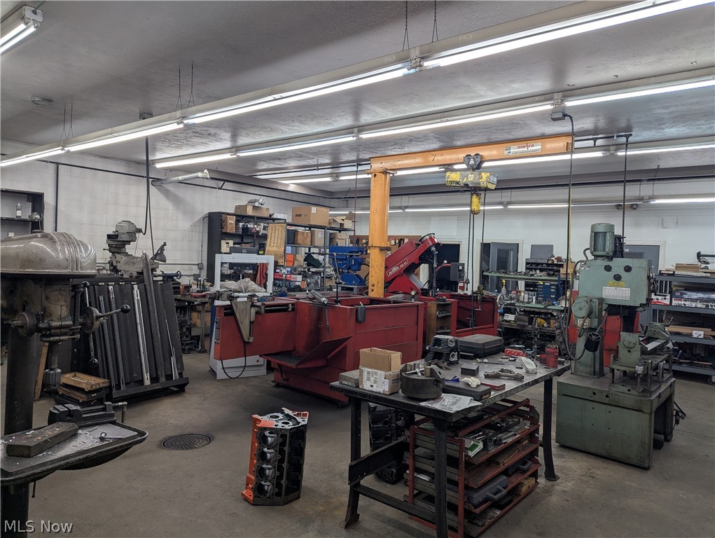 14705 Mayfield Road Huntsburg OH 44046