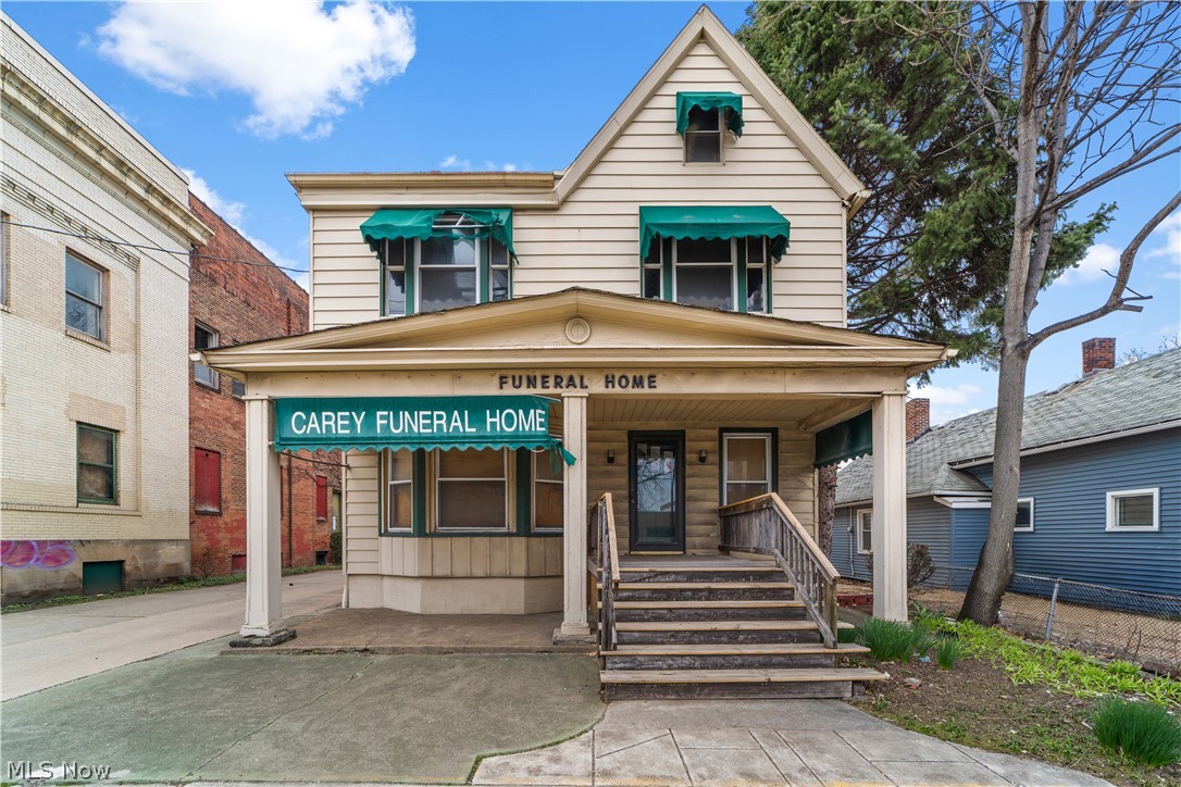 6318 Lorain Avenue Cleveland OH 44102