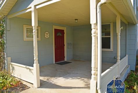 107 Center Street Chardon OH 44024