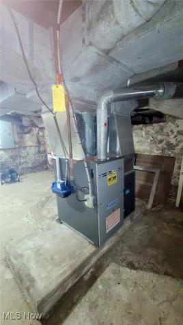 107 Center Street Chardon OH 44024