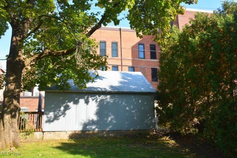 107 Center Street Chardon OH 44024