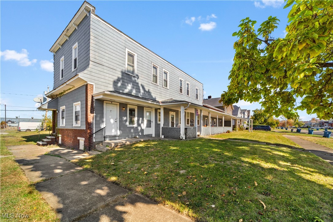 2851 Oakwood Avenue Lorain OH 44055