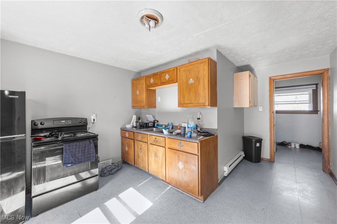 2851 Oakwood Avenue Lorain OH 44055