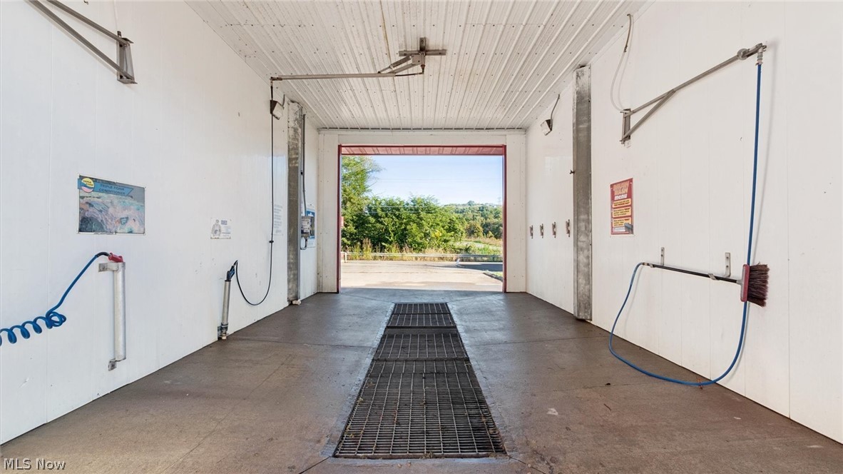 81 W Dave Longaberger Avenue Dresden OH 43821