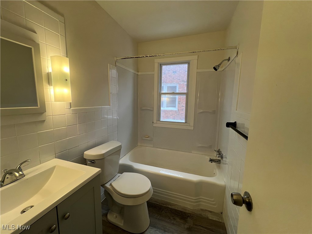 796 Eddy Road Cleveland OH 44108