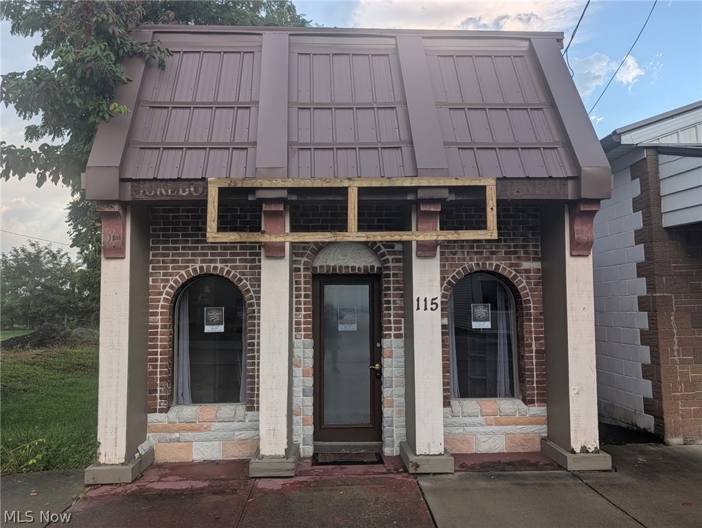 115 Canal Street Bolivar OH 44612