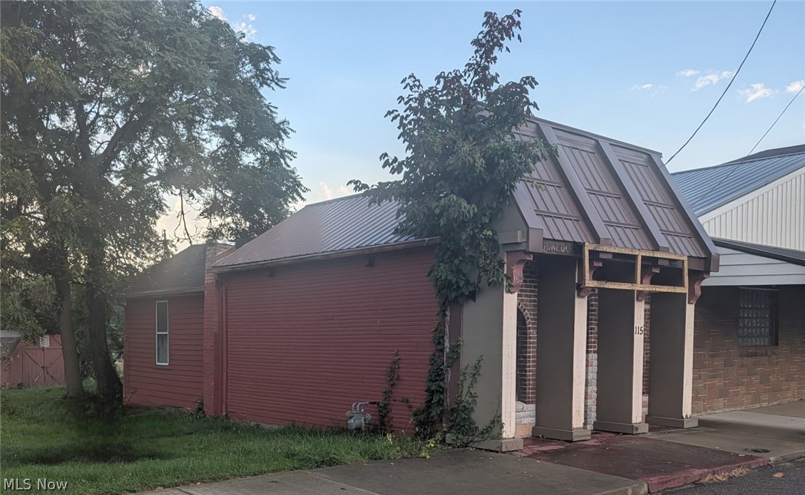 115 Canal Street Bolivar OH 44612