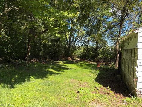 1235 E Turkeyfoot Lake Road Akron OH 44312