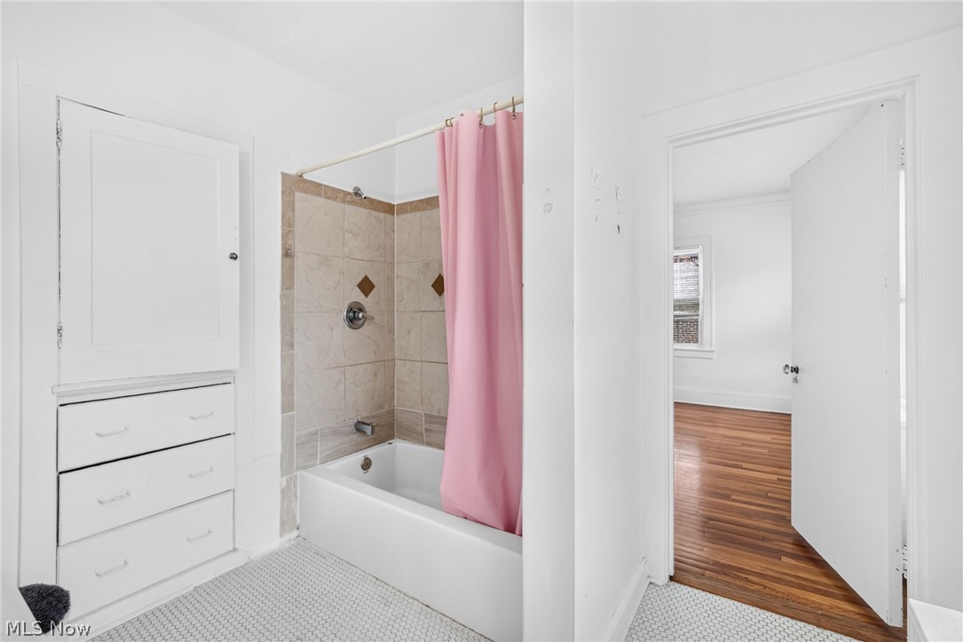 2646 N Moreland Boulevard Cleveland OH 44120