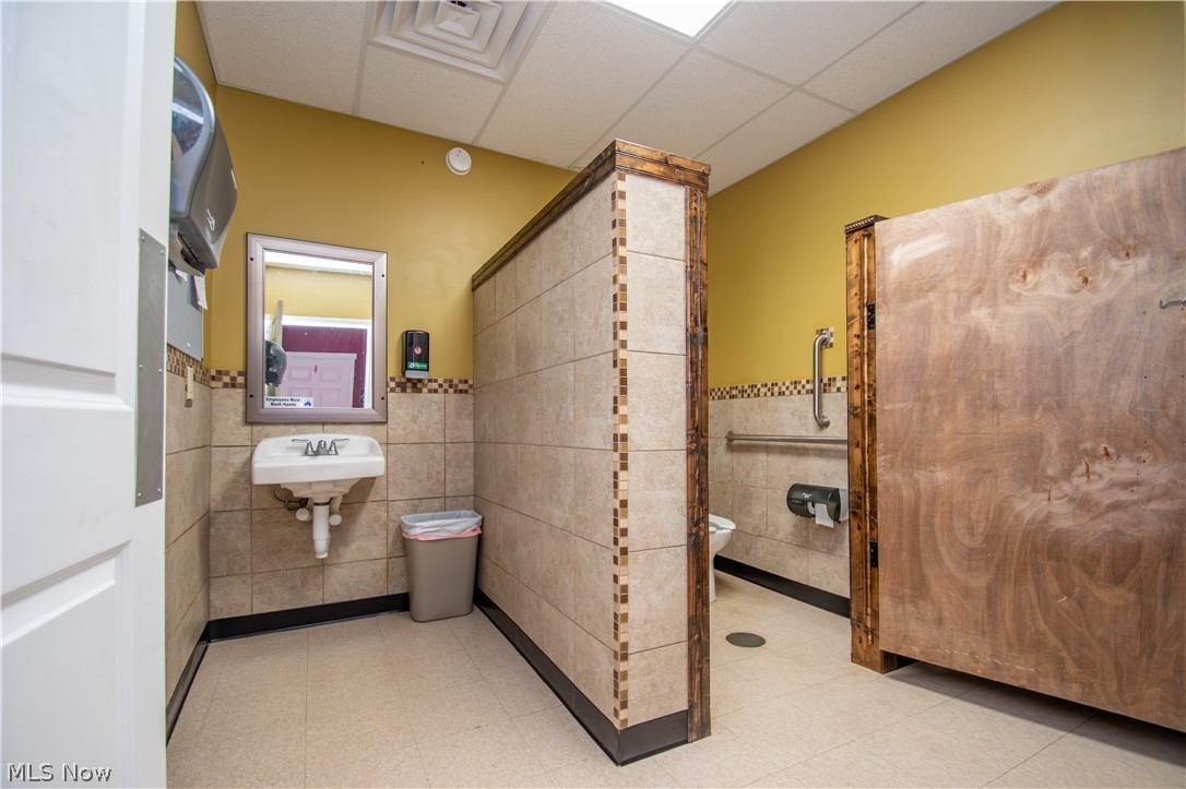 220 S Jefferson Street Lisbon OH 44432