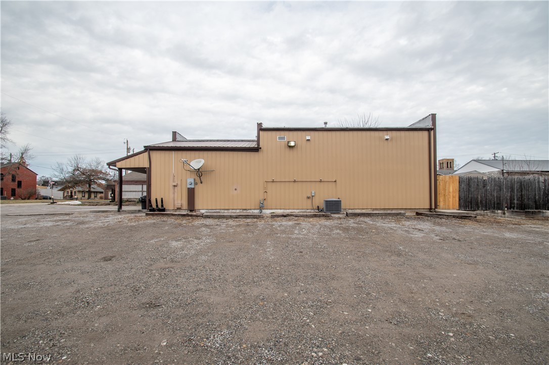 220 S Jefferson Street Lisbon OH 44432