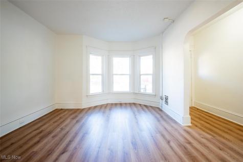 3300 W 98th Street Cleveland OH 44102