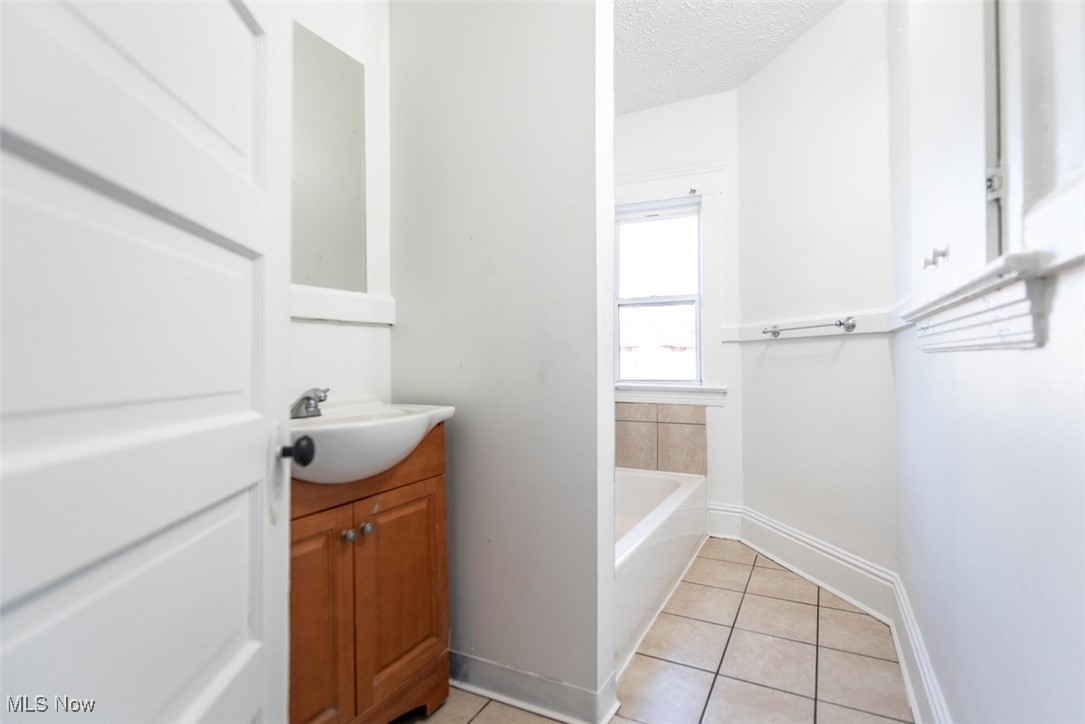 3300 W 98th Street Cleveland OH 44102