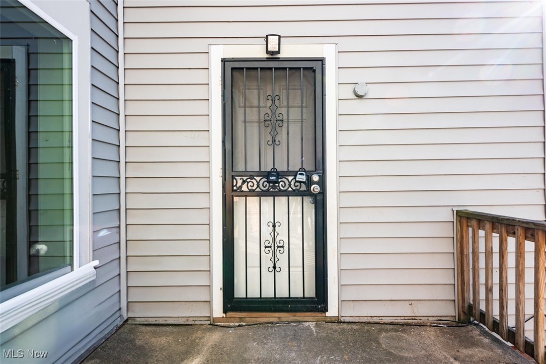 3300 W 98th Street Cleveland OH 44102