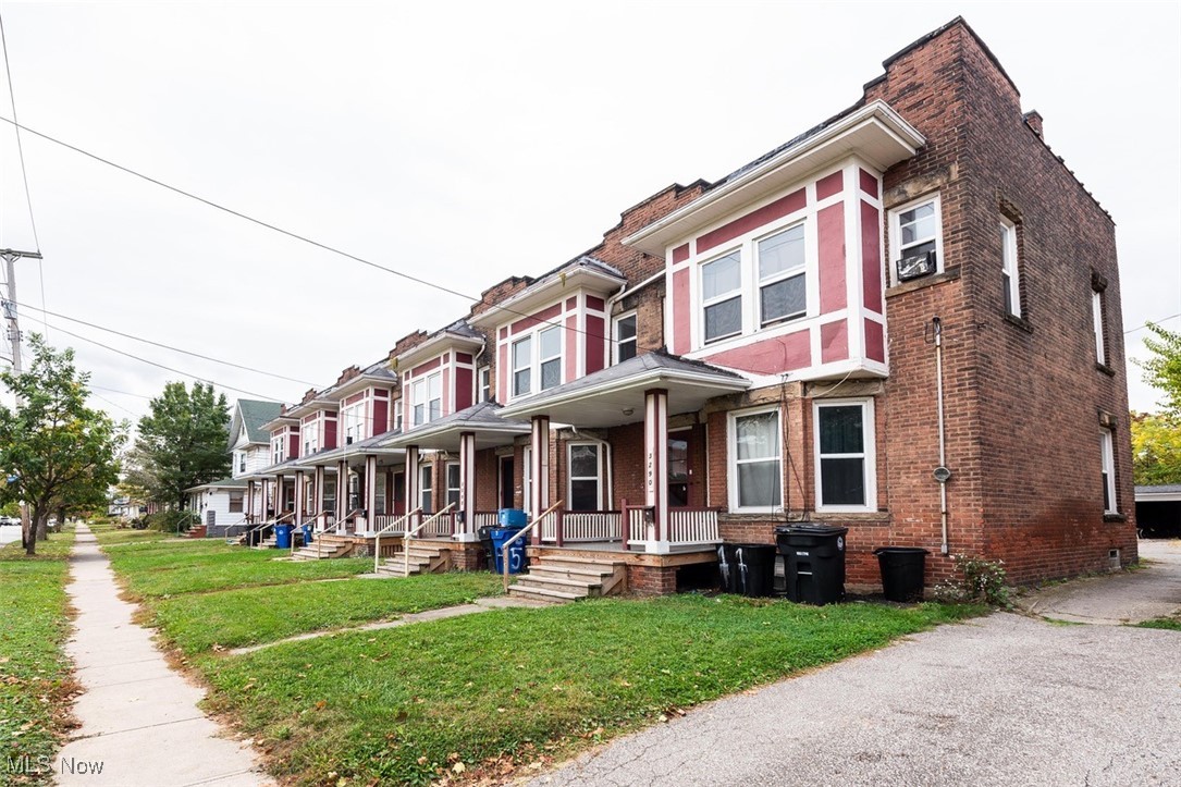 3300 W 98th Street Cleveland OH 44102