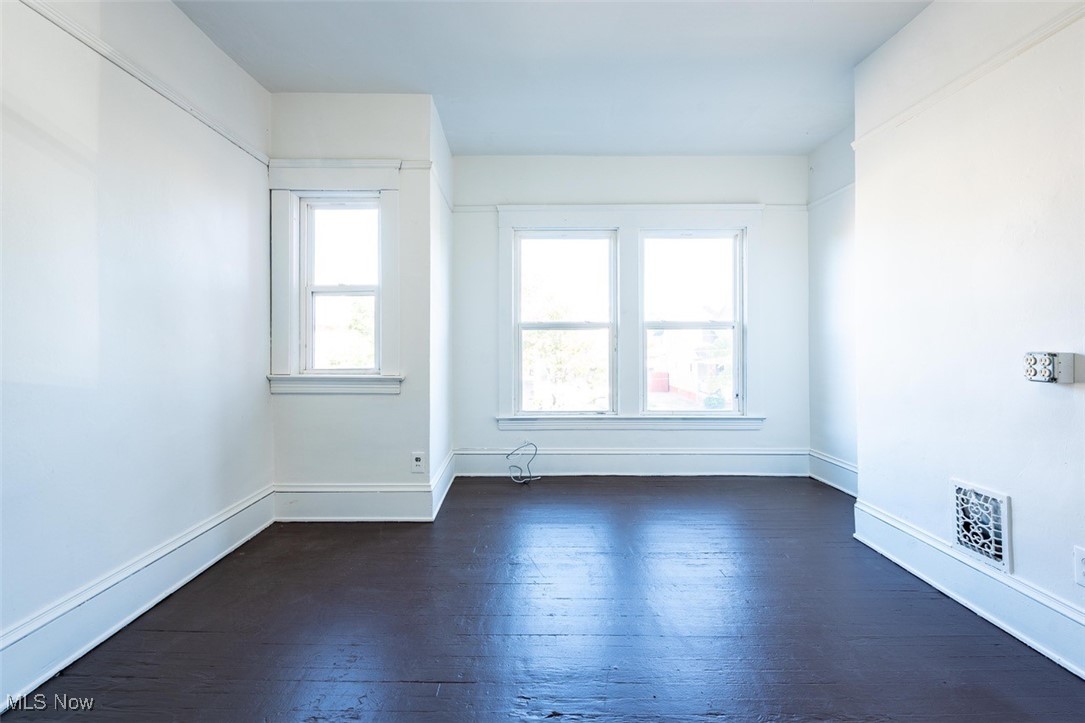 3300 W 98th Street Cleveland OH 44102