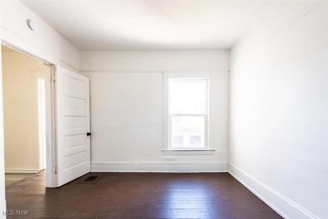 3300 W 98th Street Cleveland OH 44102