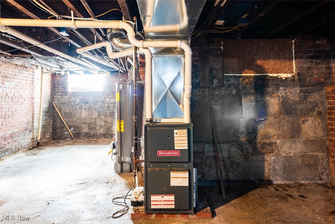 3300 W 98th Street Cleveland OH 44102