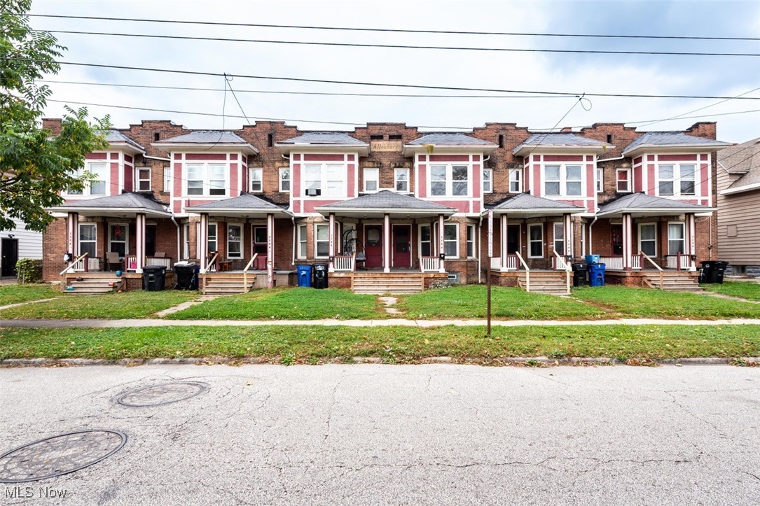 3300 W 98th Street Cleveland OH 44102