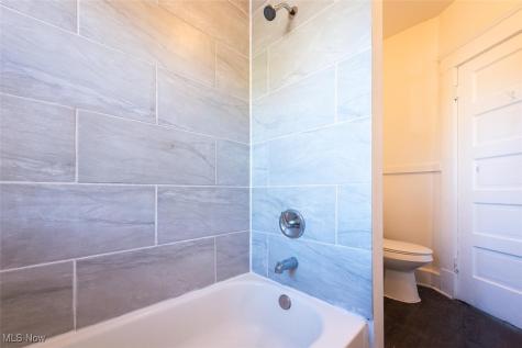 3300 W 98th Street Cleveland OH 44102