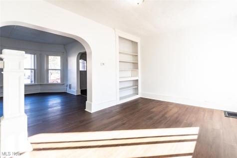 3300 W 98th Street Cleveland OH 44102