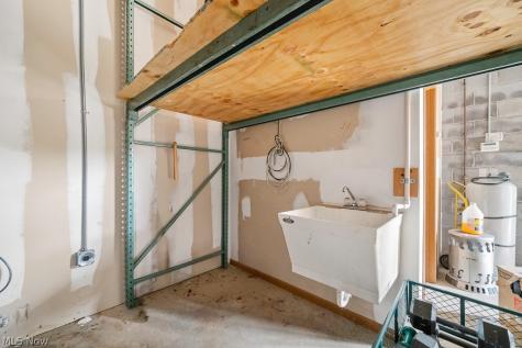 1537 Chardon Road Euclid OH 44117