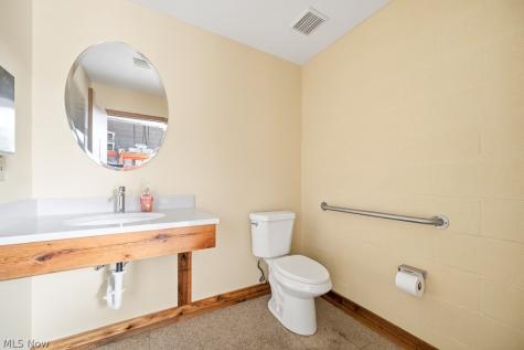 1537 Chardon Road Euclid OH 44117