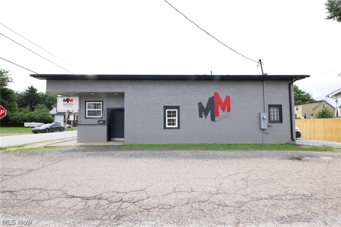 1431 Charles Street Wellsburg WV 26070