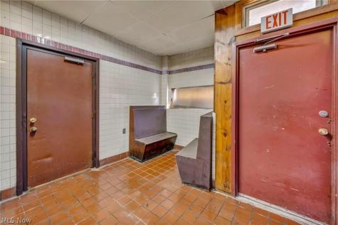 1755 Oberlin Avenue Lorain OH 44052