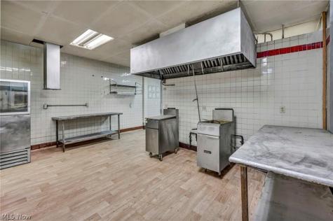 1755 Oberlin Avenue Lorain OH 44052