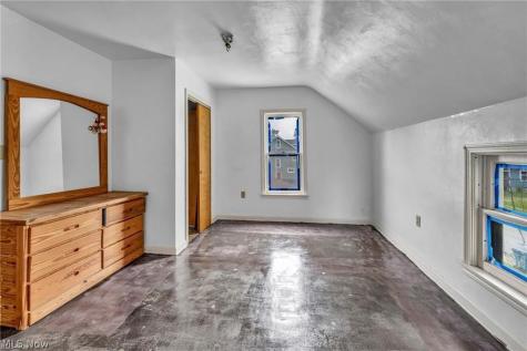 1755 Oberlin Avenue Lorain OH 44052