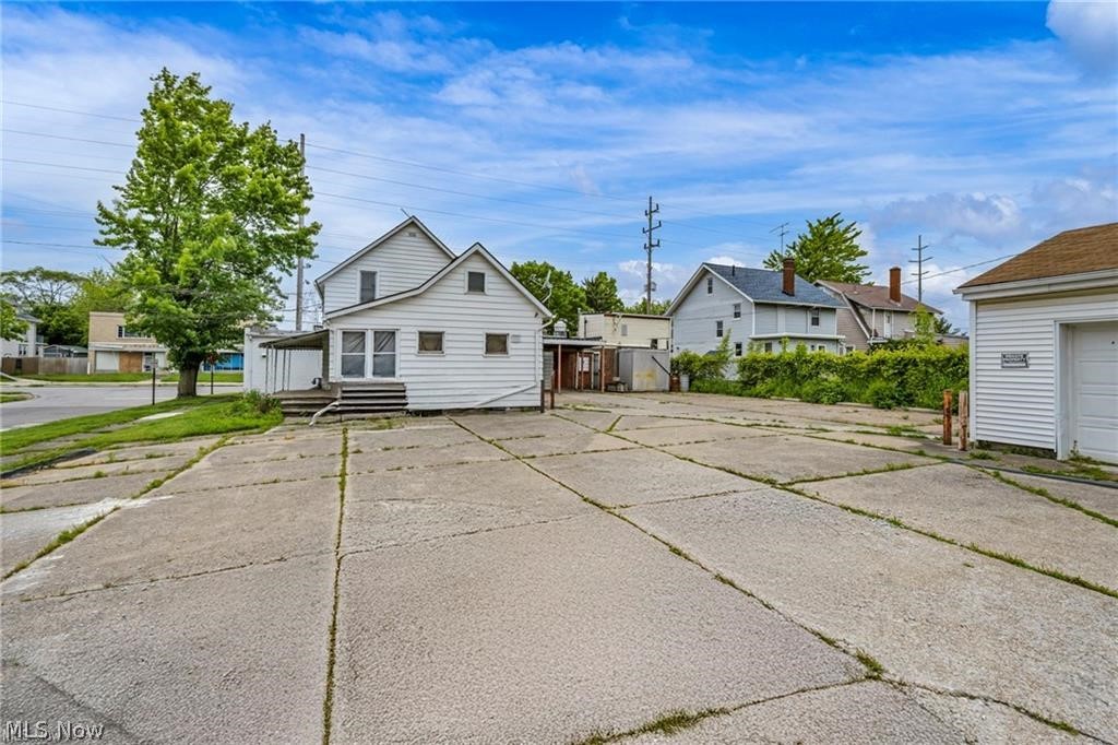 1755 Oberlin Avenue Lorain OH 44052