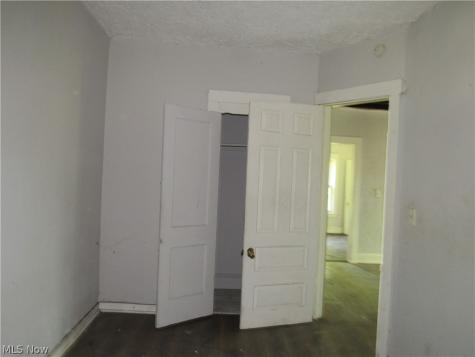 932 Wheelock Road Cleveland OH 44103