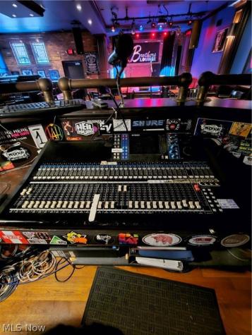 11609 Detroit Avenue Cleveland OH 44102